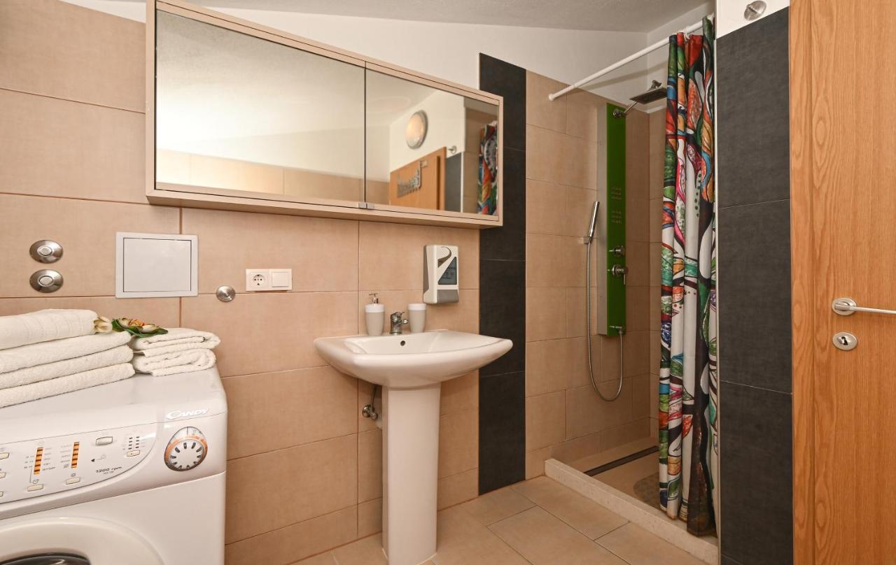 Apartments Villa Filip トロギール エクステリア 写真