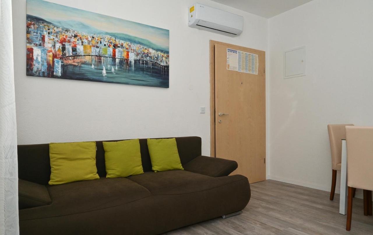 Apartments Villa Filip トロギール エクステリア 写真