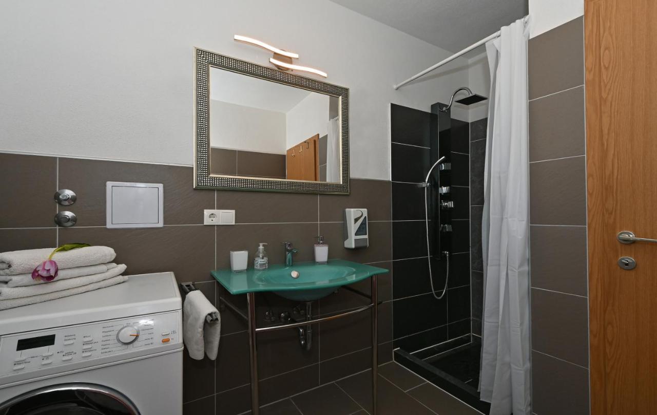 Apartments Villa Filip トロギール エクステリア 写真