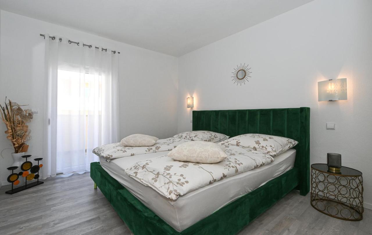 Apartments Villa Filip トロギール エクステリア 写真