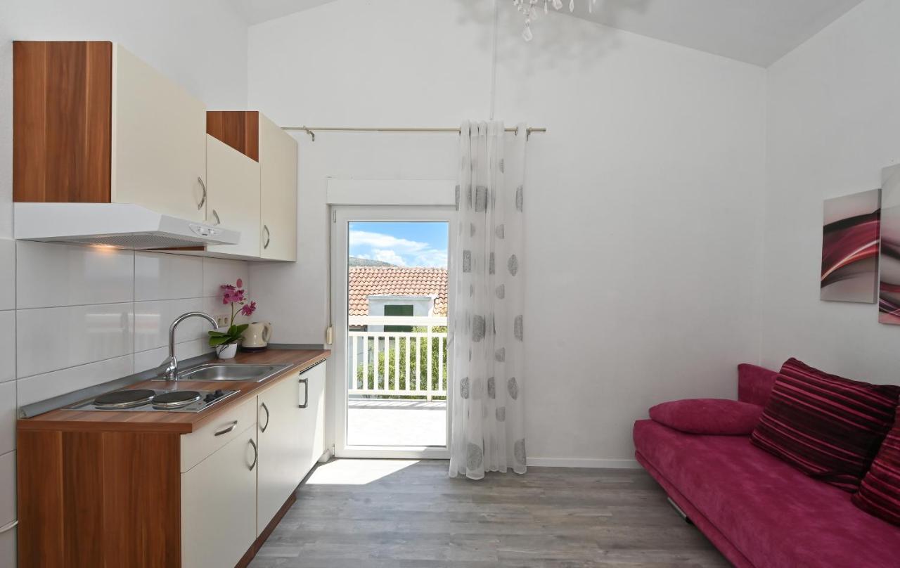 Apartments Villa Filip トロギール エクステリア 写真